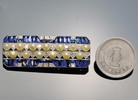 アールデコ　カリブレカットサファイヤ　ブローチ　ダイヤモンド　天然真珠