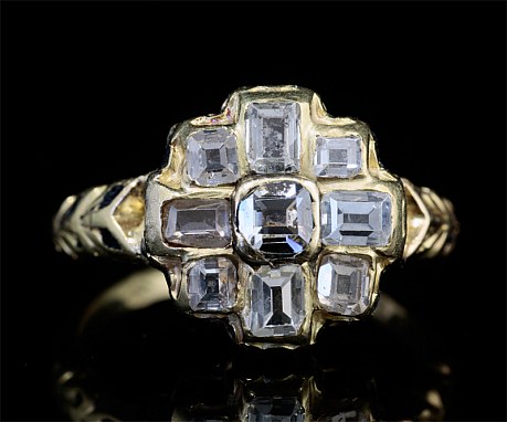 1600年　9石のステップカットダイヤモンドの古の指輪