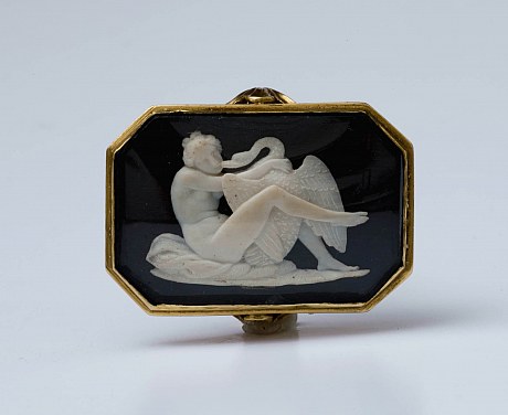 1790年　カメオリング　「レダと白鳥」Guiseppe Maria Bonzanigo?
