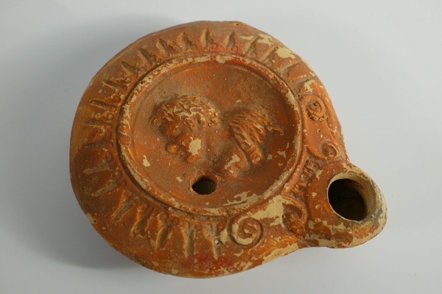 アンティーク　古代ローマ　サテュロスのテラコッタ製ランプ