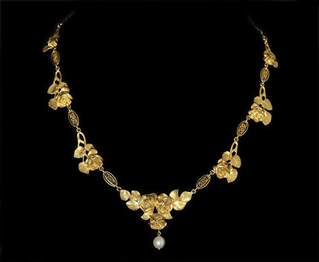 18k 26.6g アールヌーヴォー 薔薇 真珠 ゴールドネックレス　