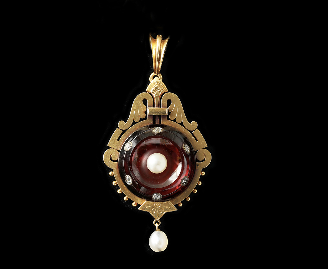 考古学スタイル ガーネット ダイヤモンド 天然真珠 18k ペンダント