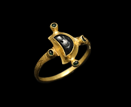 13世紀 三日月のサファイヤ エメラルド リング 指輪