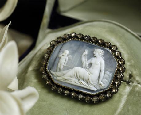 秘密の愛のカメオ　18世紀　シェルカメオ　ヴィーナスとエロス
