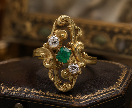 ロカイユ フランス エメラルド ダイヤモンド 18k リング　
