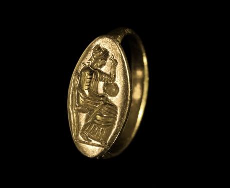 古代ギリシャ紀元前4世紀〜5世紀 鏡を見る女性 ギュケナイケウム ゴールドリング