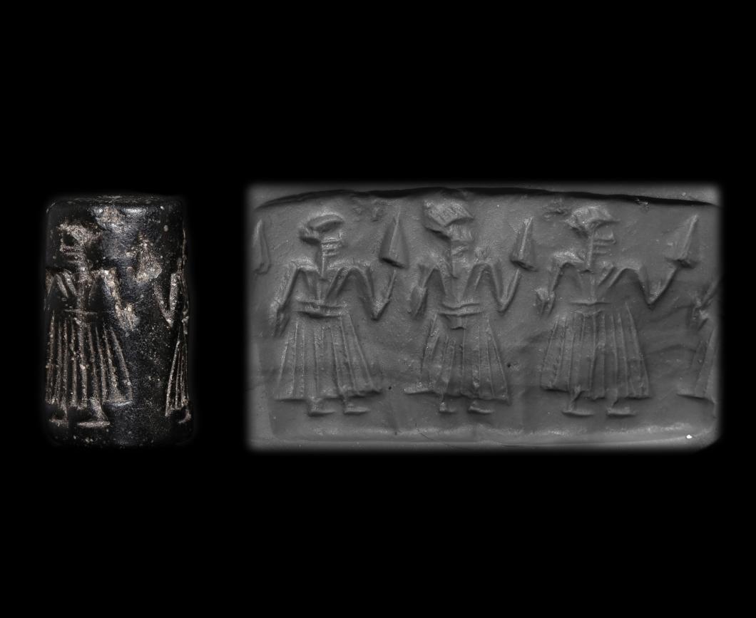 メソポタミア アッカド 紀元前2350〜2200年 神への供物 黒色ステアタイトの円筒印章